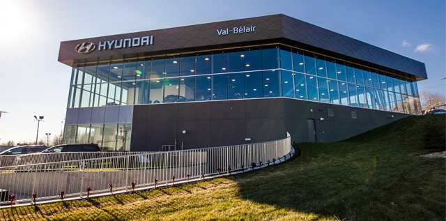 Visite virtuelle d'une concession automobile Hyundai grâce à Google -  Affaires automobiles