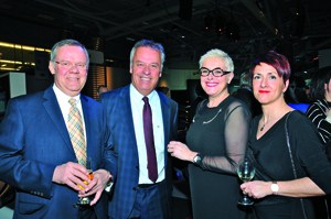 Jean Cadoret, CCAQ ; Denis Michel, Honda de la Capitale ; Sylvie Brunelle et Kim Guillemette, Banque de Montréal BMO