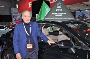 Amyot Bachand, Subaru Canada, devant la Legacy 2015 élue voiture canadienne de l’année par L’AJAC
