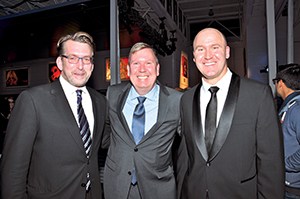 Tom Orysiuk, CFO AutoCanada Inc. ; Hans Blesse, PDG, BMW Group Canada ; Charles Dubé, directeur général, BMW Canbec