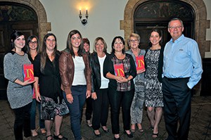 Dégustation de vin offerte aux congressistes présentée par Nadia Fournier