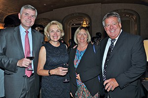 François Cliche, Lise Roy, vice-présidente Administration de la CCAQ, Sylvie Banville et Me Jacques Béchard, président-directeur général de la CCAQ