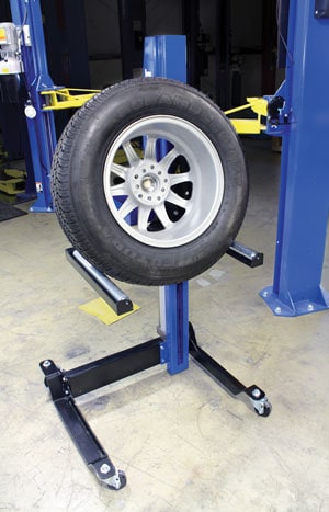 Rotary-Lift-MW-200-With-Tire
