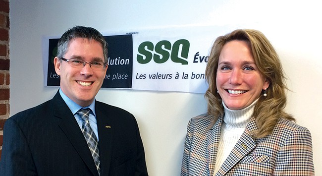 Francis Vallée, vice-président, Ventes et Formation, et Hélène Fraser, directrice, Formation et Projets