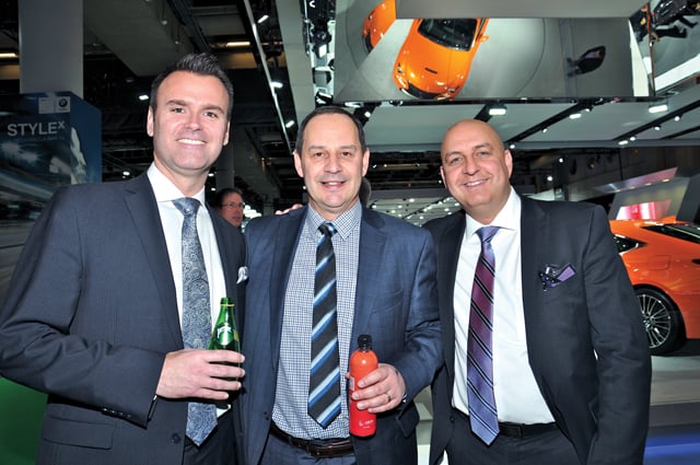 Derek Sloan, directeur divisionnaire, Yves Pronovost, directeur général pour l’Est du Canada, Éric Lamothe, directeur de district, lors de la soirée Avant-Première du Salon de l’auto de Montréal