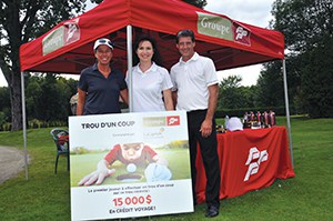 Kiosque du Groupe PPP : Johanne Lefebvre,  Marie-France Tremblay et Patrick Ippersiel